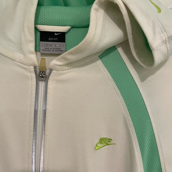 VINTAGE NIKE SWEATSUIT - Picture 2 of 11